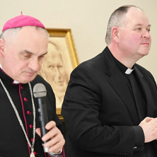 Spotkanie kapłanów przed Triduum Paschalnym. Wspólnota stołu